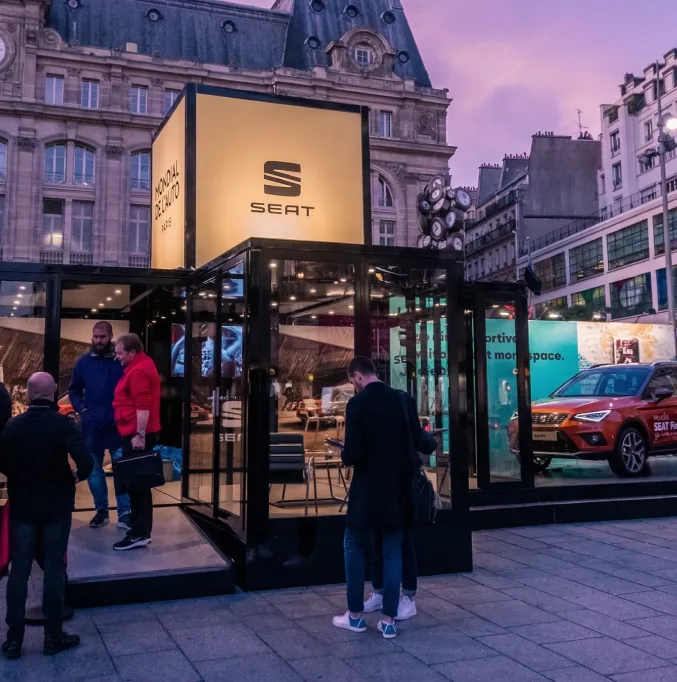 Lancement de produit événementiel pour le constructeur automobile SEAT avec scénographie immersive au Luxembourg